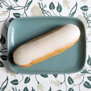 Eclair alla Vaniglia - la Patisserie Française